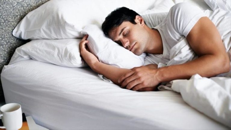 المني في المنام