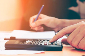 تفسير حلم التأخر عن الامتحان للعزباء