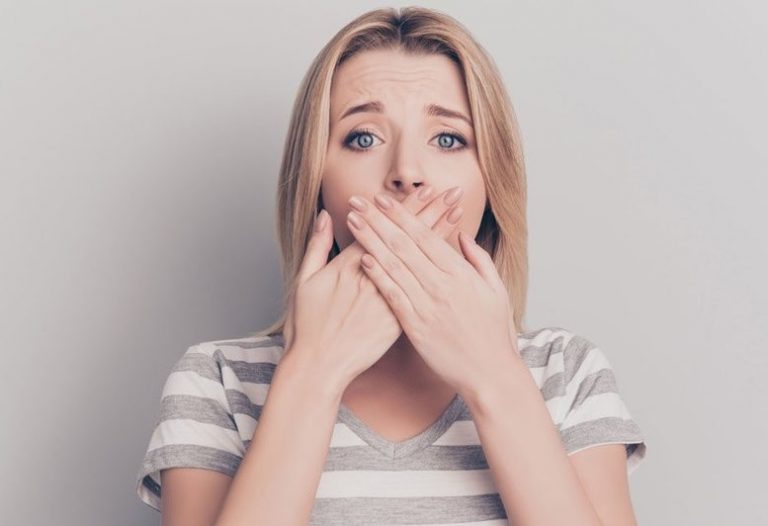 تفسير حلم خروج الدود من الفم للعزباء