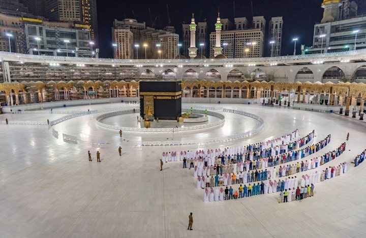 Vidieť Veľkú mešitu v Mekke vo sne pre vydatú ženu