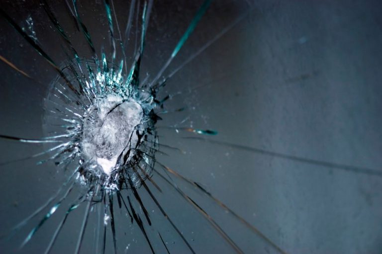 الزجاج في المنام