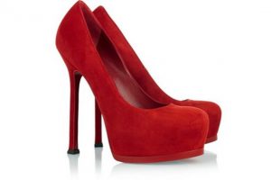 Seeing red shoes in a dream