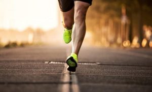 Interpretation of a dream about running in the street