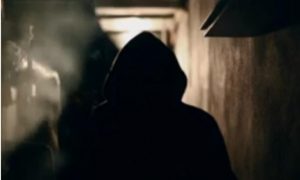 Ver a una persona que no conozco en un sueño para una mujer casada