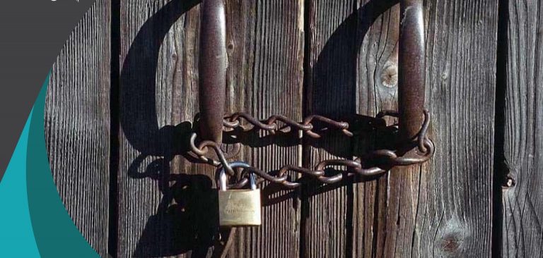 Замыкаць дзверы ў сне