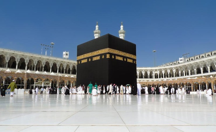 مڪي جي عظيم مسجد ۾ هجڻ جي خواب جي تعبير
