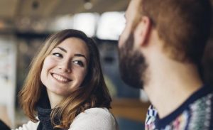 تفسير حلم رؤية شخص تحبه وهو بعيد عنك