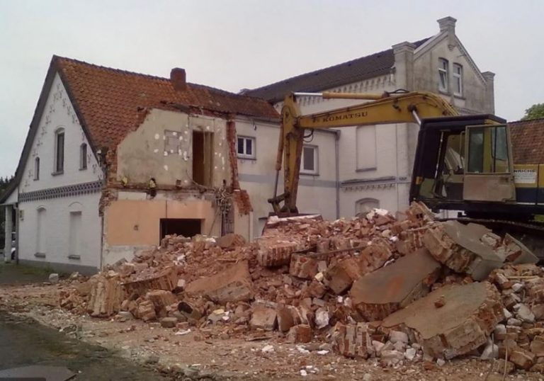 هدم البيت في المنام