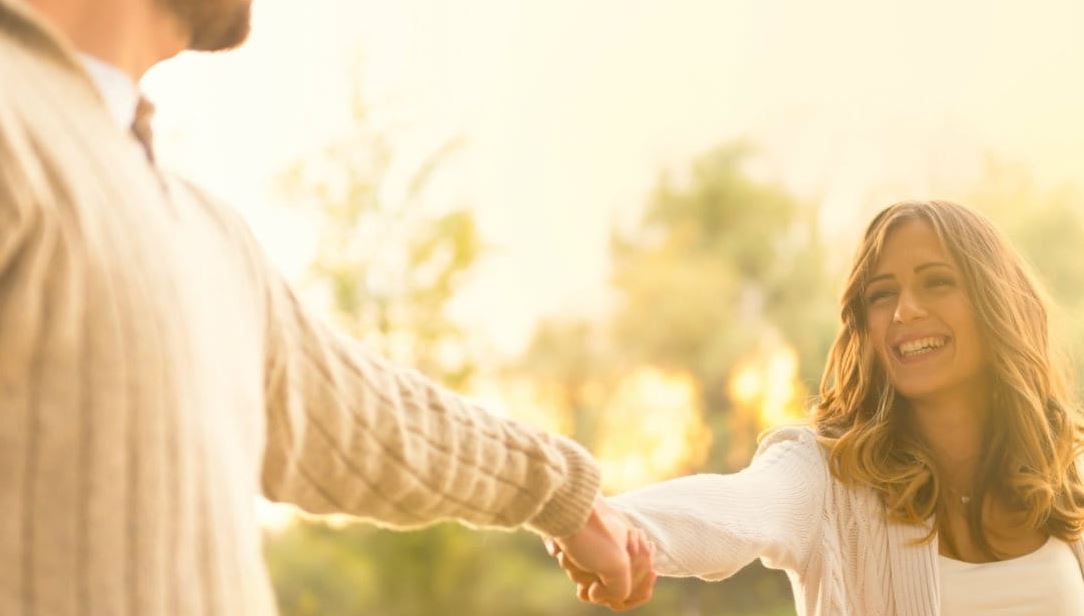 رؤية زوجة الأخ في المنام