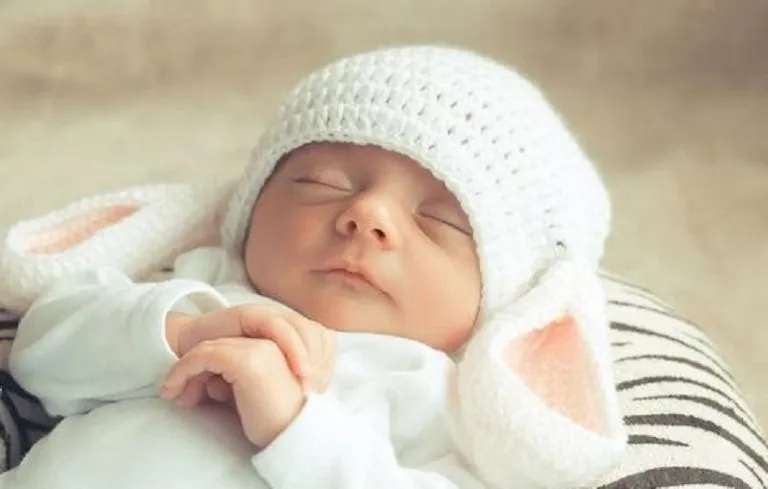  حلم الولادة للحامل بدون ألم - اسرار تفسير الاحلام