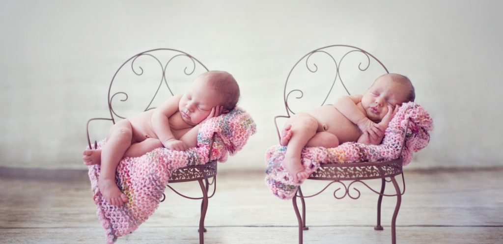 kaksostytöt - Unen tulkinnan salaisuudet