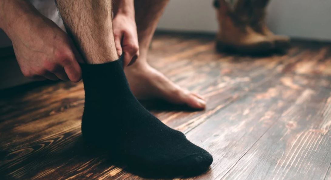 Sanjati čarape za muškarca – tajne tumačenja snova