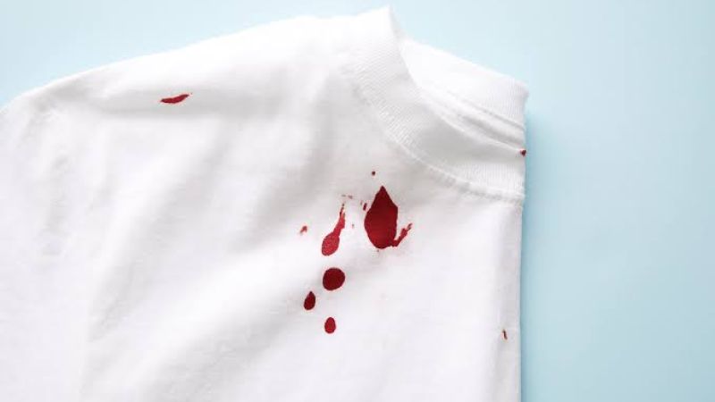 Vidieť menštruačnú krv na oblečení vo sne vydatej ženy - tajomstvá výkladu snov