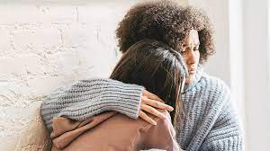 كيفية التعبير عن استيائي دون جرح مشاعر الصديق