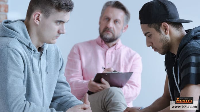 كيفية التعامل مع الخلافات بين الأصدقاء بشكل هادئ وبنّاء