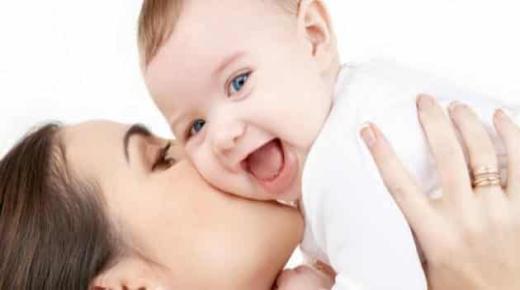 Kakvo je tumačenje sna o dojenju djeteta?