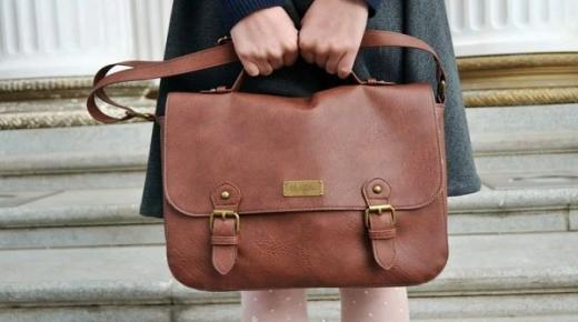 De vigtigste 20 fortolkninger af en drøm om at købe en brun håndtaske til en gift kvinde