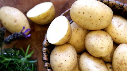 Найважливіші ознаки бачити уві сні їсти картоплю Ібн Сіріна