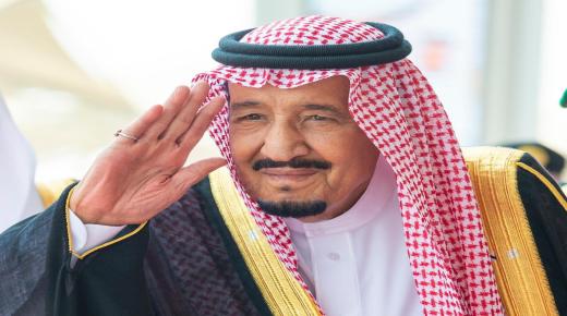 Interpretasi ngimpi Raja Salman kanggo juru senior
