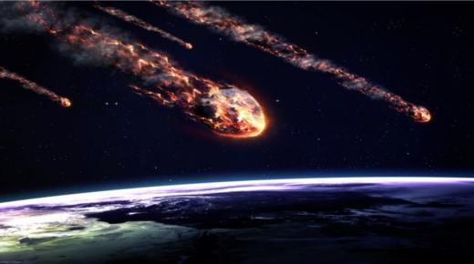 De 20 vigtigste fortolkninger af at se meteorer på himlen af ​​Ibn Sirin