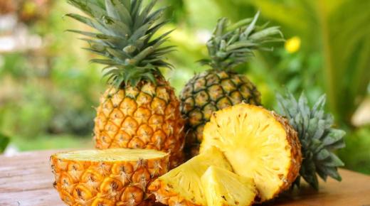 Dudziro yekuona pineapple muchiroto naIbn Sirin
