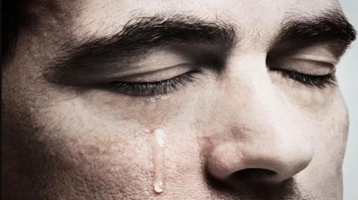Իբն Սիրինի ամենակարևոր մեկնաբանությունները երազում արցունքների մեկնաբանության մեջ