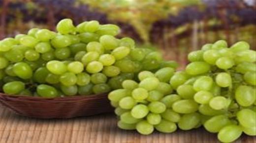 Дізнайтеся про їсти зелений виноград уві сні Ібн Сіріна