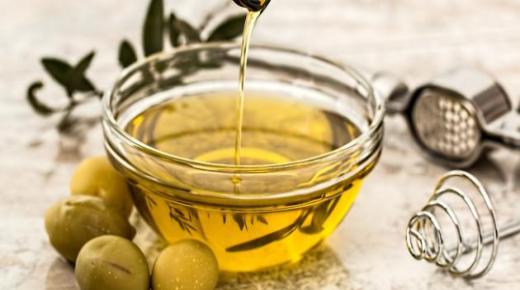 100 nejdůležitějších výkladů olivového oleje ve snu od Ibn Sirina