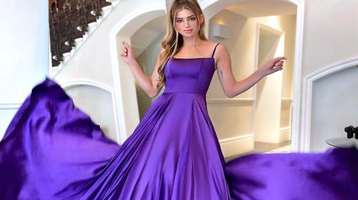 Lær mere om fortolkningen af ​​at se en lys lilla kjole i en drøm for en gift kvinde, ifølge Ibn Sirin